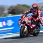 Marc Marquez Tak Terbendung! Taklukkan Bagnaia dan Ogura untuk Juara MotoGP Ceko 2026. (Foto: SOPA Images/LightRocket via Gett/SOPA Images/detik)