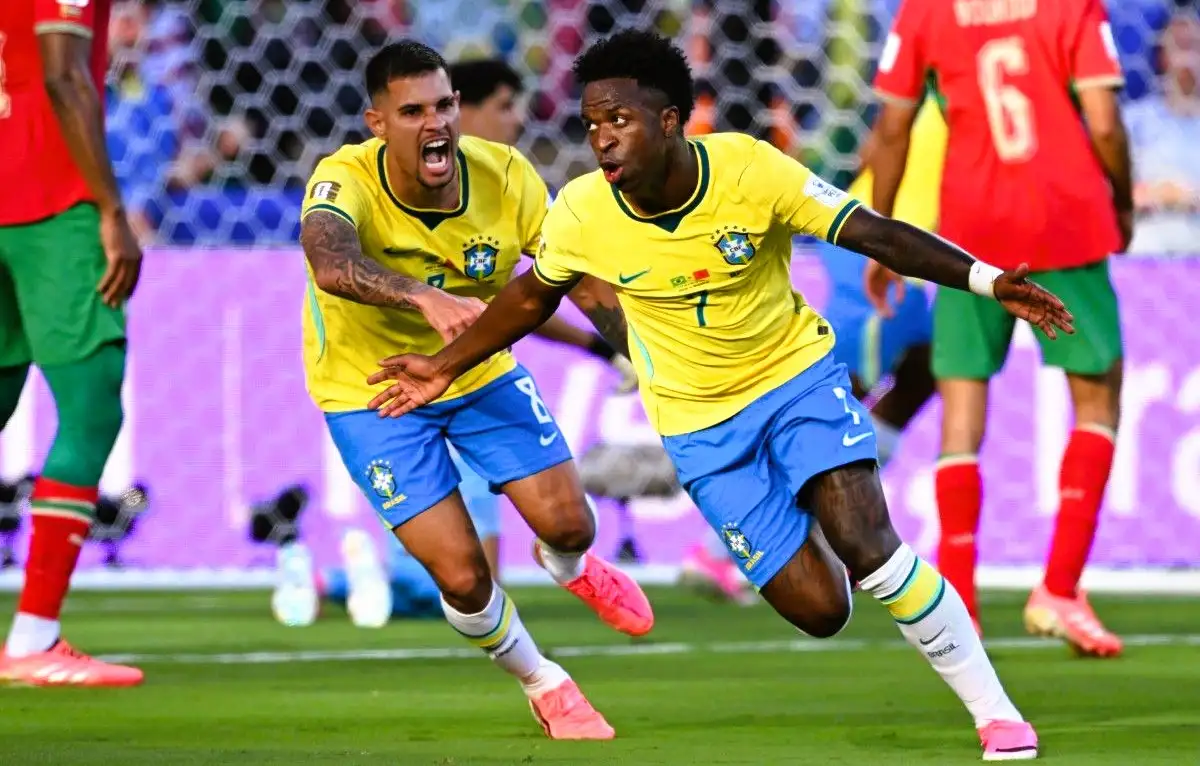 Brasil Menang Telak 3-0 atas Skotlandia, Vinicius Jr Cetak 2 Gol dan Jadi Bintang. (Foto: AFP/JEWEL SAMAD/kompas)
