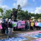 Ribuan Warga Jambi Kepung DPRD, Minta Program Makan Bergizi Gratis Tetap Berlanjut. (Foto: SEPTIN RITA ANDINI/JAMBI INDEPENDENT)