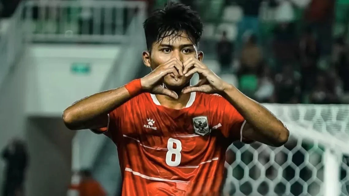 Timnas U19 Indonesia Taklukkan Vietnam 2-1, dan Pastikan Tiket Ke Semifinal. (Instagram/@timnasindonesia/suaramerdeka)