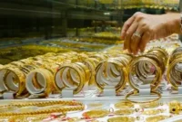 Harga Emas Perhiasan Hari Ini 7 Juni 2026 Turun. (Foto: ANTARA/Uyu Septiyati Liman/kumparan)