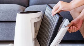 Udara Rumah Tetap Berdebu Meski Pakai Air Purifier? Ini Penyebabnya. (Foto: SHUTTERSTOCK/DG FOTOSTOCK/kompas)