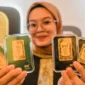 Minat Investasi Emas Meledak, Bisnis Cicil Emas BSI Melonjak 97,9 Persen. (Foto: Fauzan/ANTARA FOTO/kumparan)