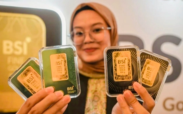 Minat Investasi Emas Meledak, Bisnis Cicil Emas BSI Melonjak 97,9 Persen. (Foto: Fauzan/ANTARA FOTO/kumparan)