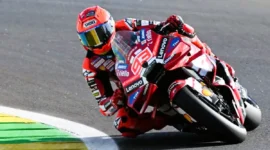 Marc Marquez Menggila di FP1 MotoGP Hungaria 2026, Pedro Acosta Tertekan. (Foto: EVARISTO SA / AFP/kompas)