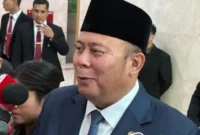 DPR Puji Kinerja Haji Era Prabowo, Biaya Turun dan Antrean Jemaah Dipangkas Jadi 26 Tahun. (Foto: tribunnews)