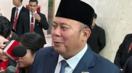 DPR Puji Kinerja Haji Era Prabowo, Biaya Turun dan Antrean Jemaah Dipangkas Jadi 26 Tahun. (Foto: tribunnews)