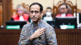 Nadiem Makarim Terbukti Bersalah, Hakim Jatuhkan Vonis 10 Tahun dalam Kasus Chromebook. (Foto: ANTARA FOTO/M Risyal Hidayat/hma/nym/Kompas)