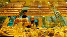 Harga Emas Perhiasan Hari Ini 12 Juni 2026 Stabil, Simak Daftar Lengkap dari Tiga Gerai Besar. (Foto: REUTERS/Huseyin Aldemir/cnbcindonesia)