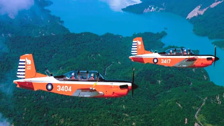 Pesawat Latih T-34 Taiwan Jatuh Saat Latihan, Dua Pilot Tewas (Dok. R.O.C Air Force/cnbcindonesia)
