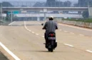Mengapa Motor Dilarang Masuk Tol? Ini Penjelasan Korlantas dan Ahli Keselamatan. (Foto: google/wahanahonda)