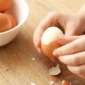 Kulit Telur Rebus Susah Dikupas? Coba Metode 10-5-10 yang Sedang Viral. (Foto: Pixel-Shot/Shutterstock/thedailymeal)
