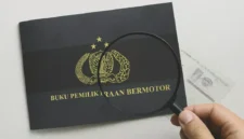 Cara Cek BPKB Asli Mobil Bekas, Kenali 3 Ciri Agar Tidak Tertipu BPKB Palsu. (Foto: jba)
