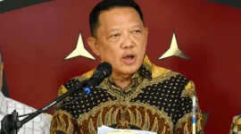 Jampidsus Febrie Adriansyah saat jumpa pers pada hari Jumat, 10 Juli 2026. (Foto: koma)