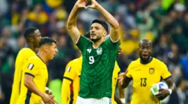 Meksiko Tampil Menggila! Quinones dan Raul Jimenez Bawa El Tri Unggul 2-0 atas Ekuador. (Foto: AFP/YURI CORTEZ/kompas)