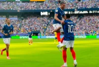 Mbappe Menggila! Prancis Singkirkan Swedia 3-0 dan Melaju ke Babak 16 Besar. (Foto: (c) AP Photo/Pamela Smith/bola)
