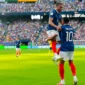 Mbappe Menggila! Prancis Singkirkan Swedia 3-0 dan Melaju ke Babak 16 Besar. (Foto: (c) AP Photo/Pamela Smith/bola)