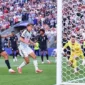 Belgia Singkirkan Amerika Serikat 4-1, De Ketelaere Bawa Setan Merah Tantang Spanyol di Perempat Final. (Foto: Getty Images/Robbie Jay Barratt - AMA/detik)