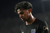 Barcelona Menang atas Elche, Lamine Yamal Malah Murung, Ada Apa? (Foto: Facebook/Sport Corner)