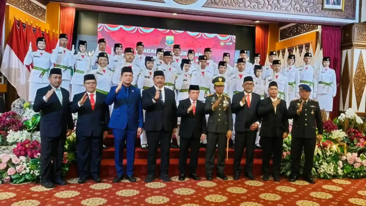 Al Haris Kukuhkan 54 Paskibraka Jambi 2026, Siap Kibarkan Merah Putih pada HUT ke-81 RI. (Foto: Pariwarajambi)