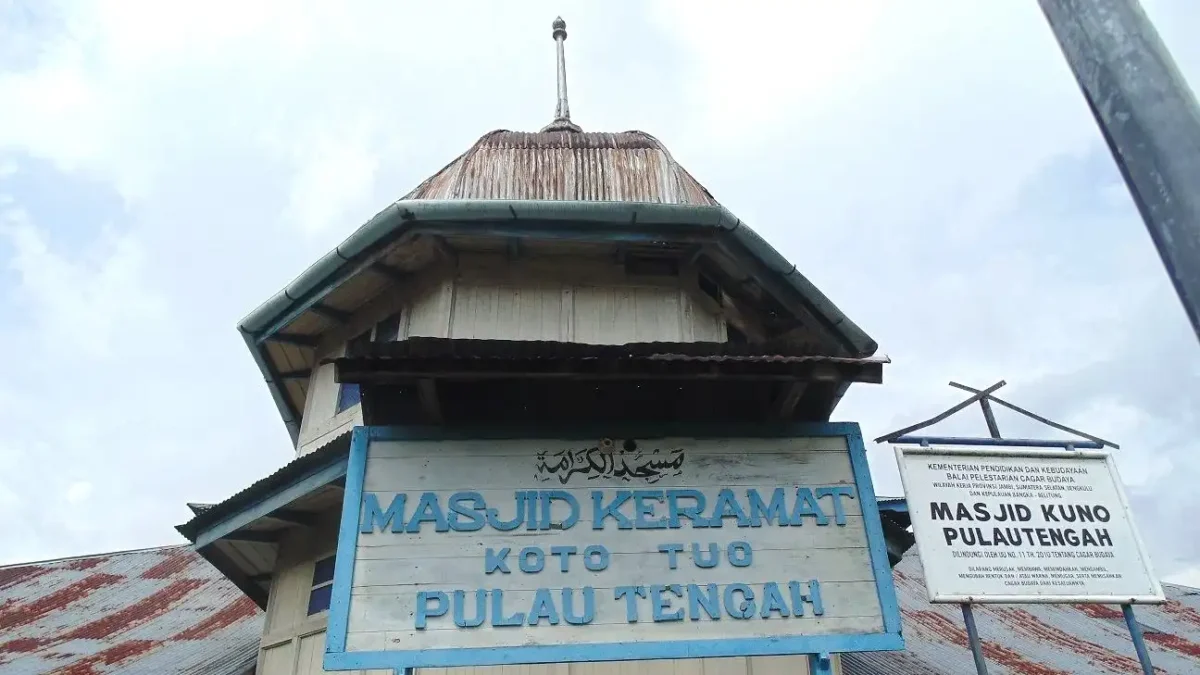 Kenapa Masjid Koto Tuo Pulau Tengah Disebut Masjid Keramat? Ini Kisahnya. (Foto: Fatmi Sunarya/ramadan.kompasiana)