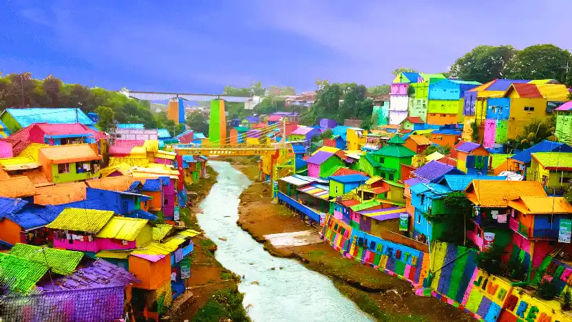 Destinasi Wisata Domestik Favorit 2026, Ini 5 Kota Pilihan Wisatawan Indonesia. (Foto: telkomsel)