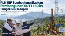 PLN UIP Sumbagteng Siapkan Pembangunan SUTT 150 kV Sungai Penuh-Tapan. (Gambar: Ilustrasi AI)