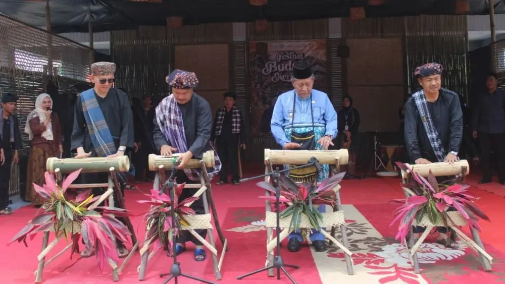 Wagub Jambi Abdullah Sani Buka Festival Budaya Kerinci 2026, Angkat Warisan Leluhur dan Identitas Daerah. (Foto: jamberita)