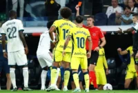 Real Madrid Menang 1-0 atas Villarreal, Gol Vinicius Dianulir dan Berujung Kartu Merah. (Foto: AFP/OSCAR DEL POZO/kompas)