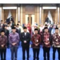 Azhar Hamzah Lantik 38 Kepala Sekolah SD dan SMP di Sungai Penuh. (Foto: suaraindependent)