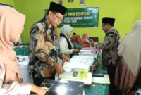 Tim Asesor Tinjau Mutu Pendidikan MTsN 2 Sungai Penuh dalam Visitasi Akreditasi. (Foto: mtsn2sungaipenuh.mdrsh)